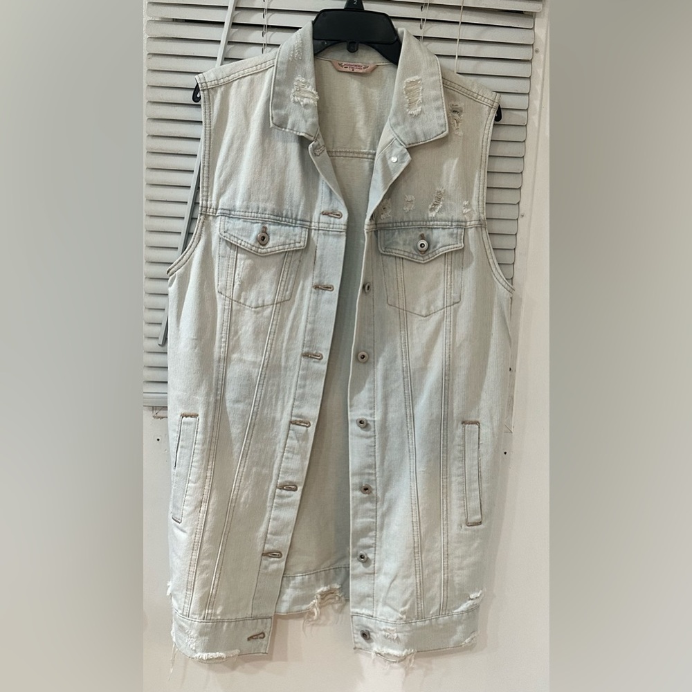Highway oversized distressed denim vest